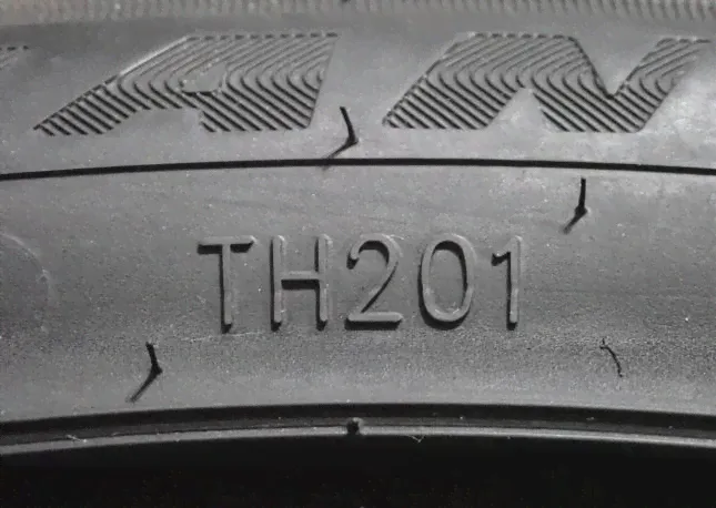 Triangle Sportex TSH11 245/45 R19 102Y-0